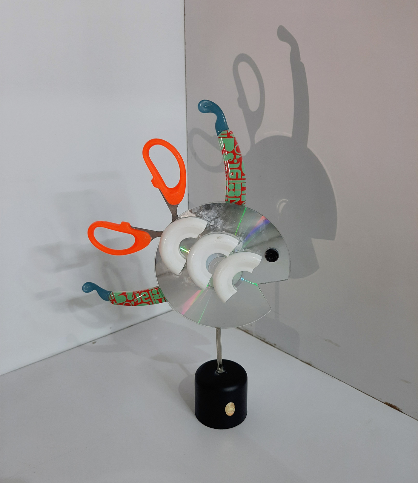 papersculpture craft handmade visualart dog Found objects fine art modelling 3D paper art