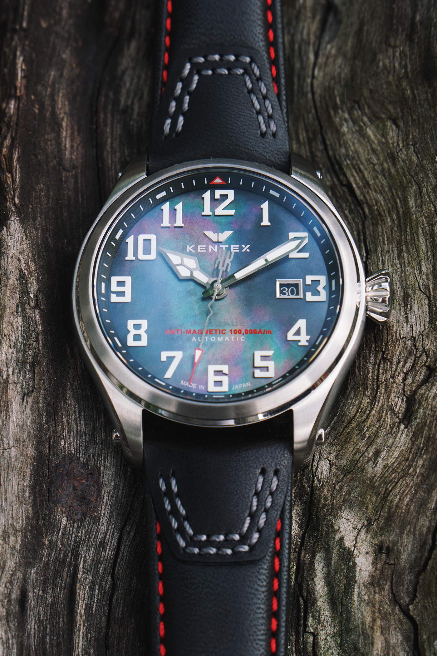 watch Watches timepieces Microbrand Kickstarter marketing   campaign horology