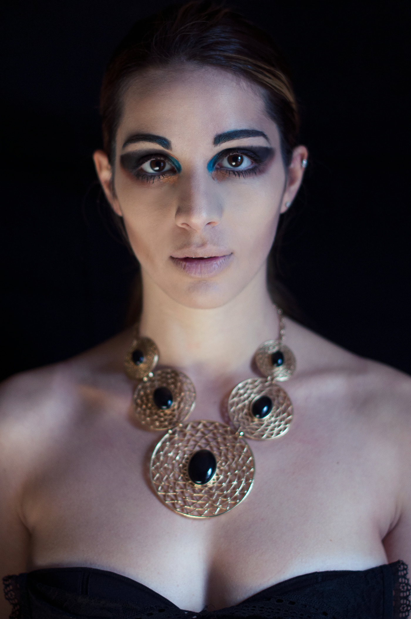 black Fashion  glamour jewels Make Up model Photography  Portraiture portrit woman