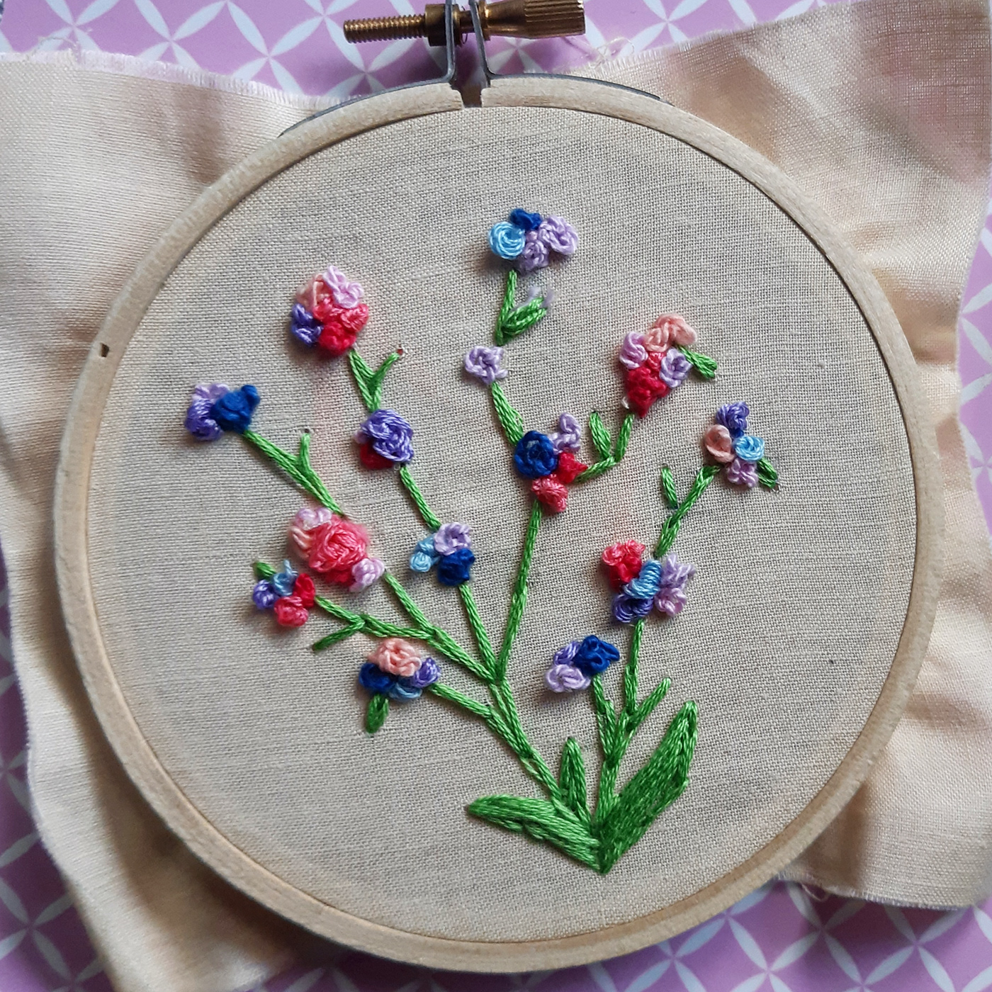 art beginner crafts   Embroidery Flowers moon