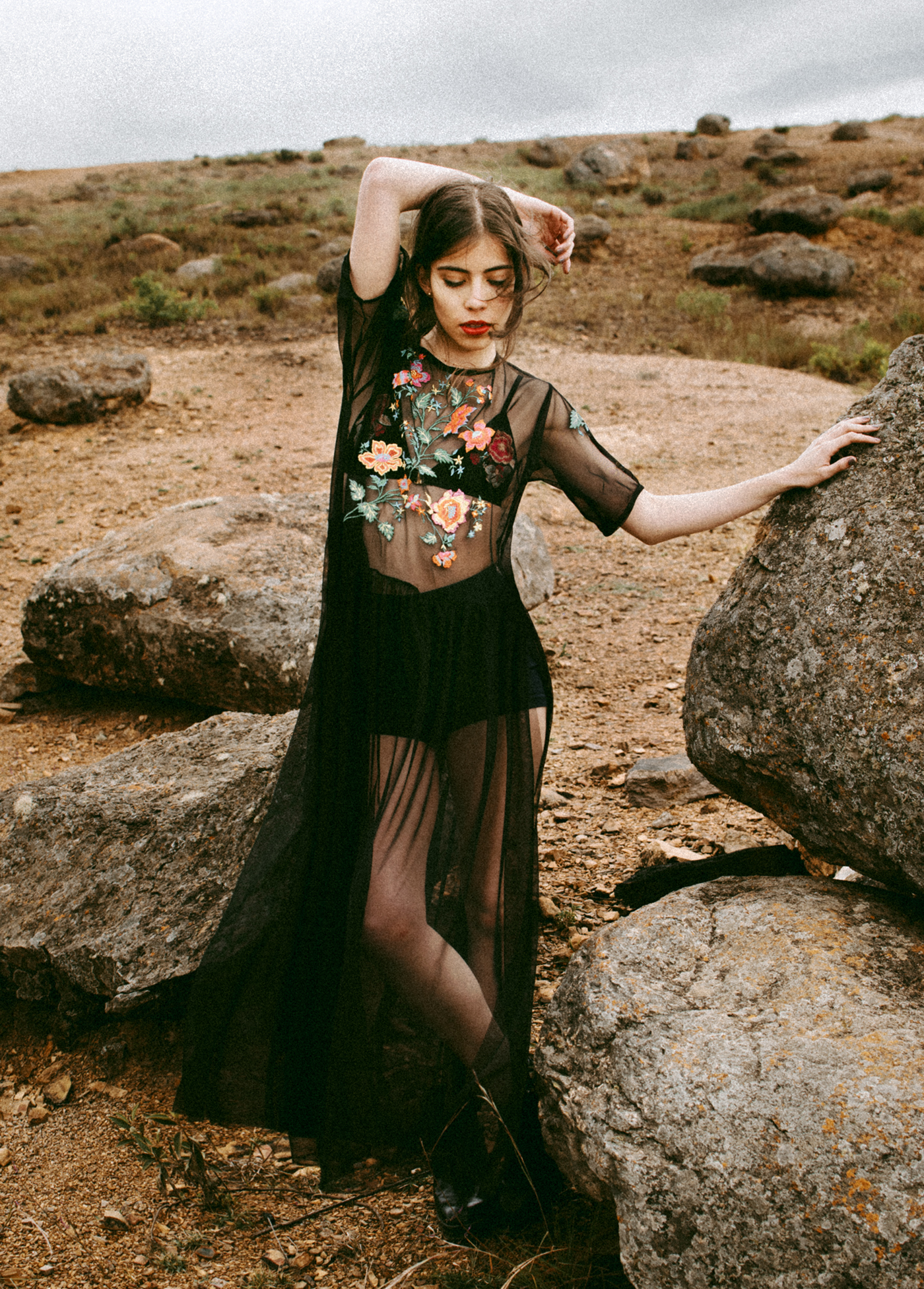 Fashion  styling  Photography  clothes editorial shooting desert
