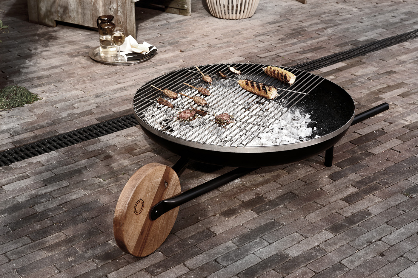 firebowl BBQ Bonfire wheelbarrow black steel Outdoor grill