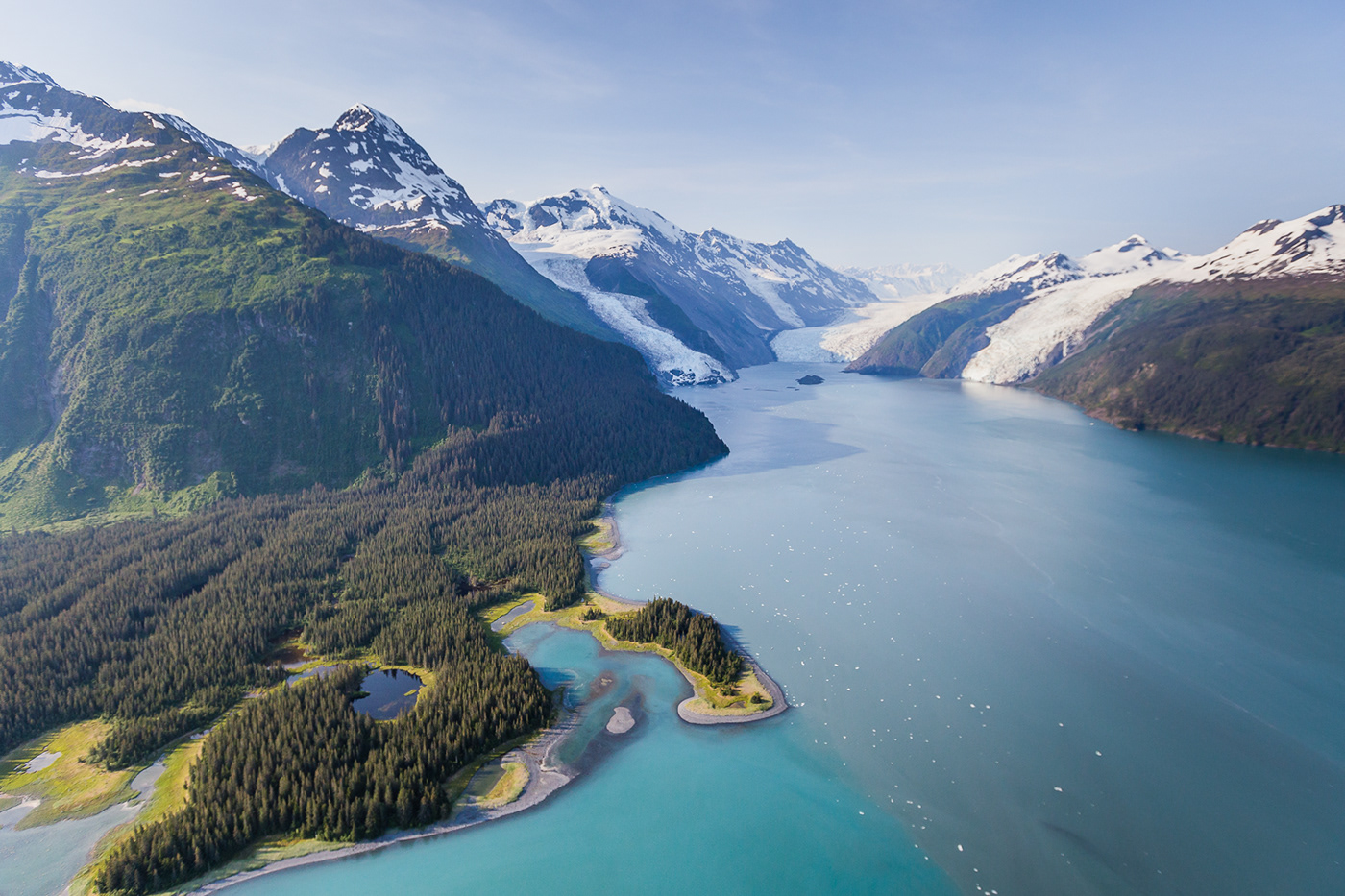 travel to alaska by air