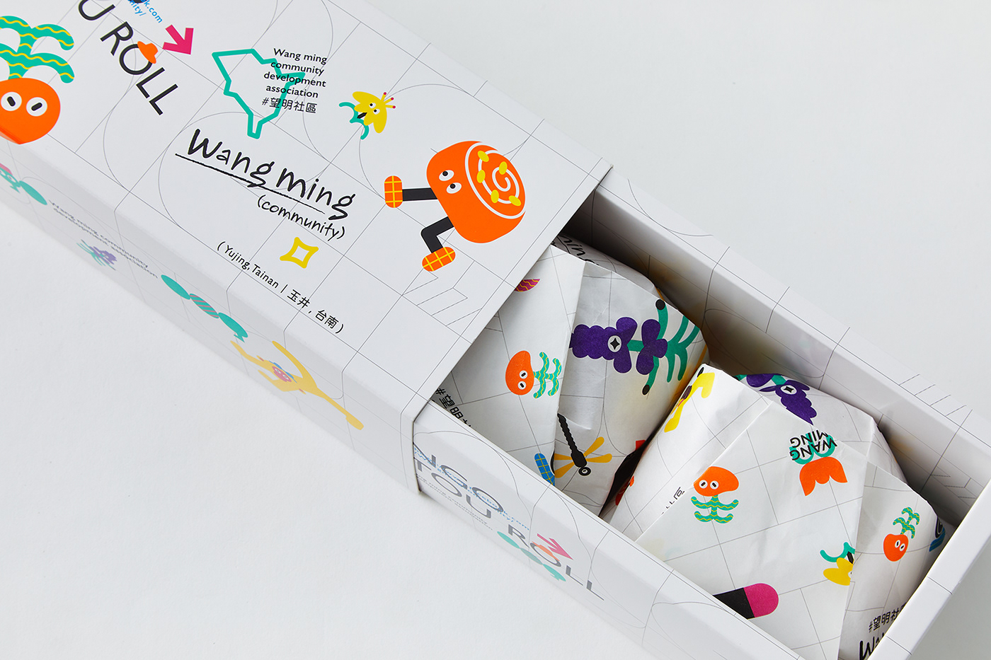Packaging Mango Roll print brand identity
