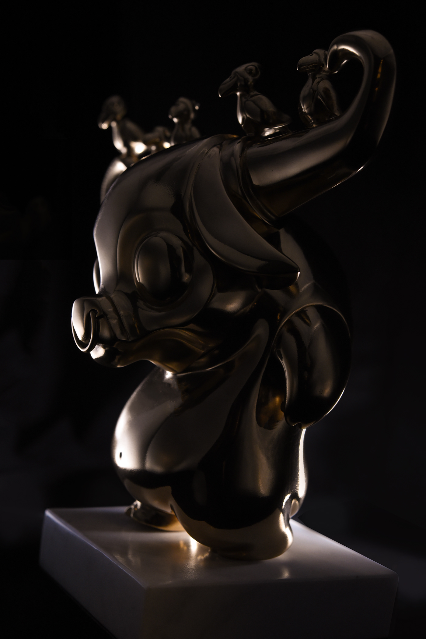 bronze coarse designer toy Kwaii