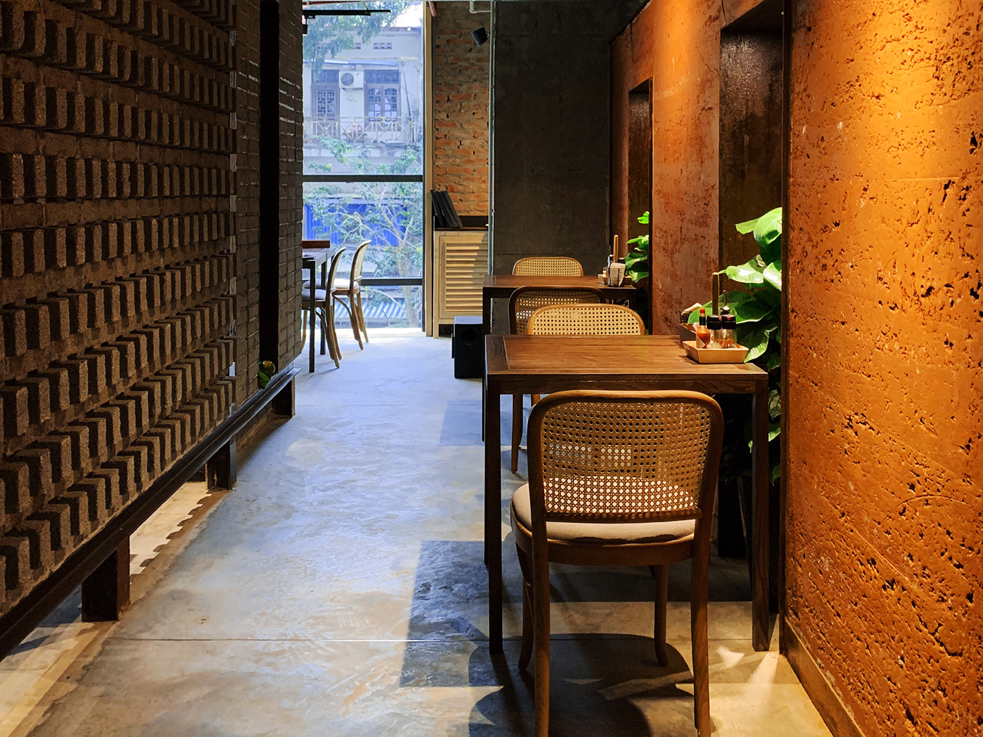 hanoi interior design  Pizza red design restaurant shanghai Sustainability vietnam