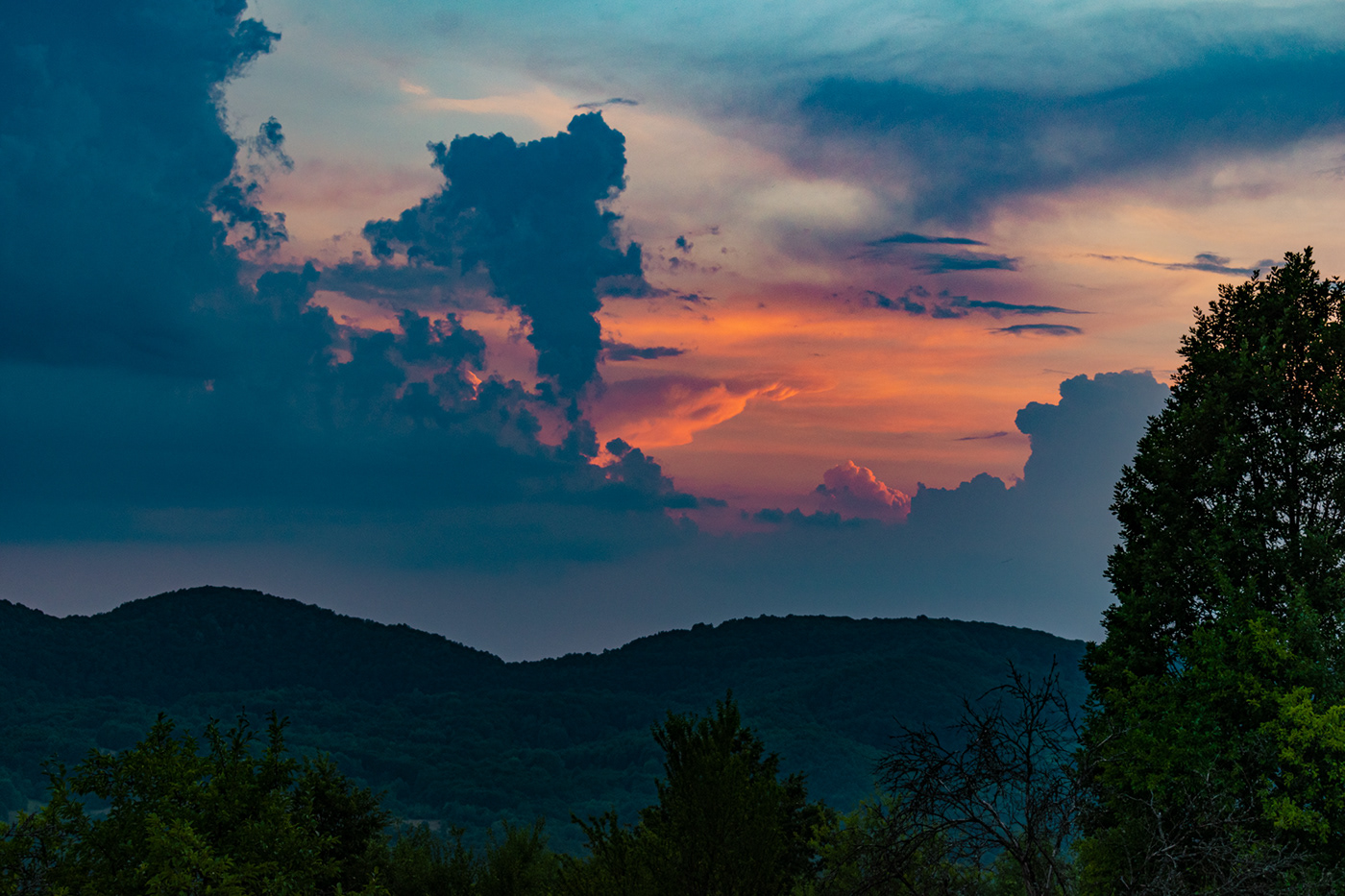 SKY sunset Nature Photography  lightroom Landscape mountains clouds forest photographer
