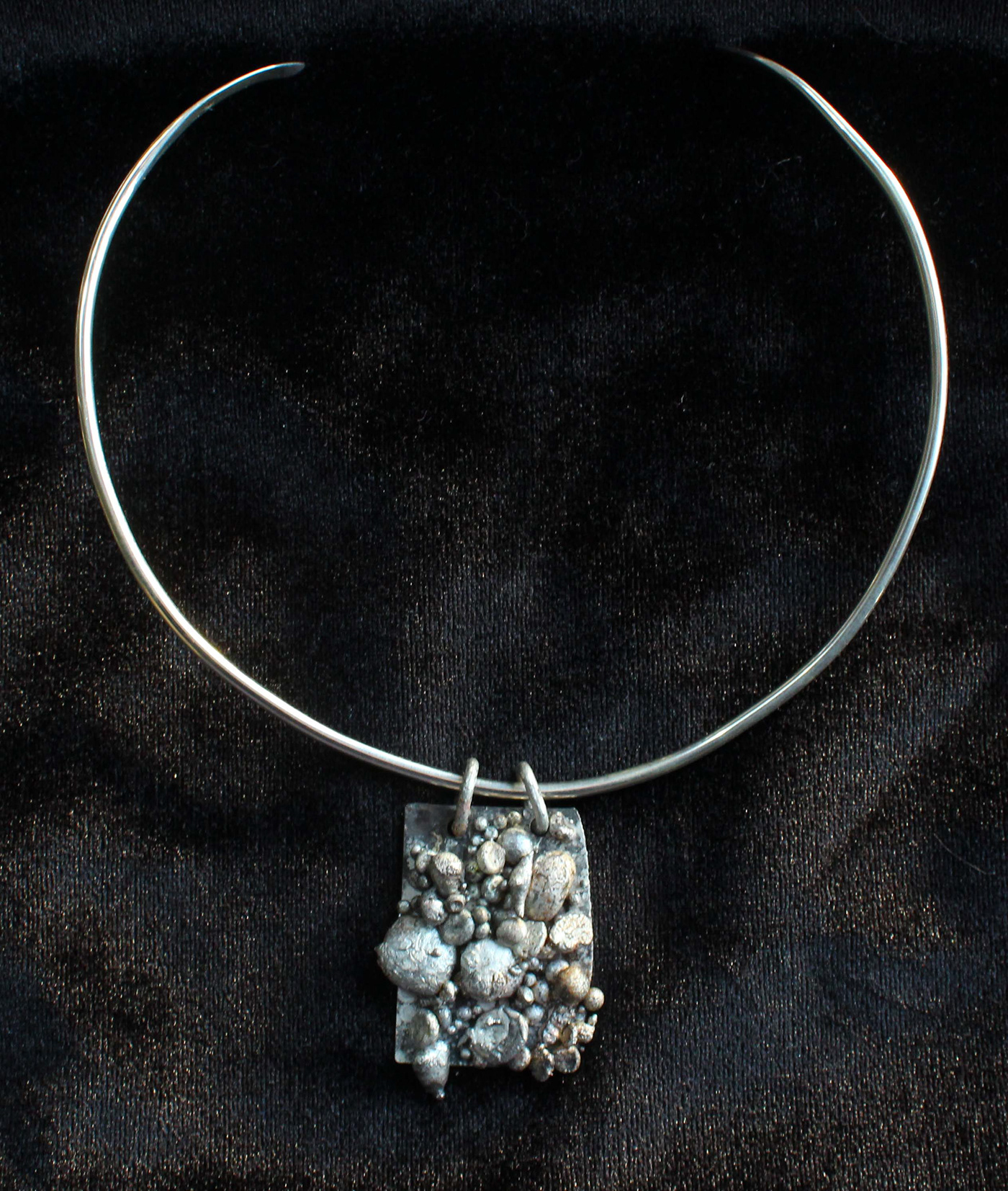 caste Jewellery metal silver wearable art