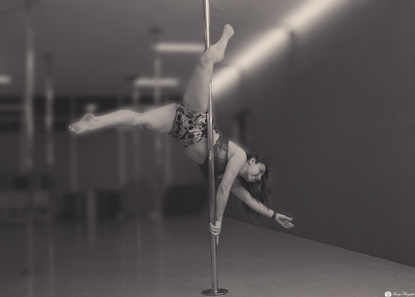 beauty Canon model Photography  photoshoot poledance poledancestudio portrait woman