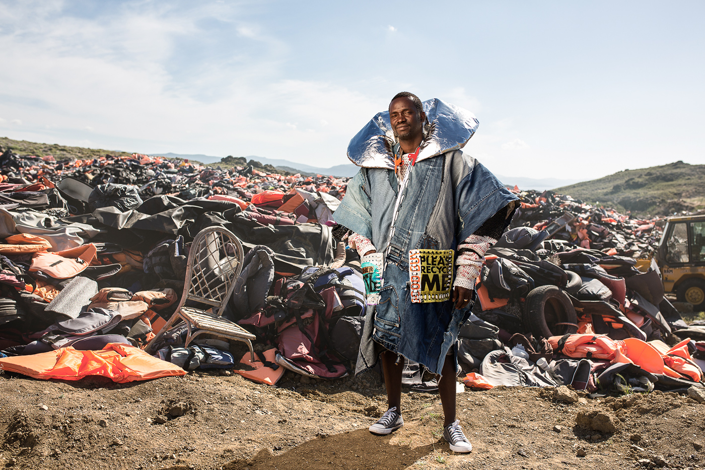 Refugees refugee crisis refugee migration recycle up-cycle Sustainability Sustainable Fashion empathy plastic bags