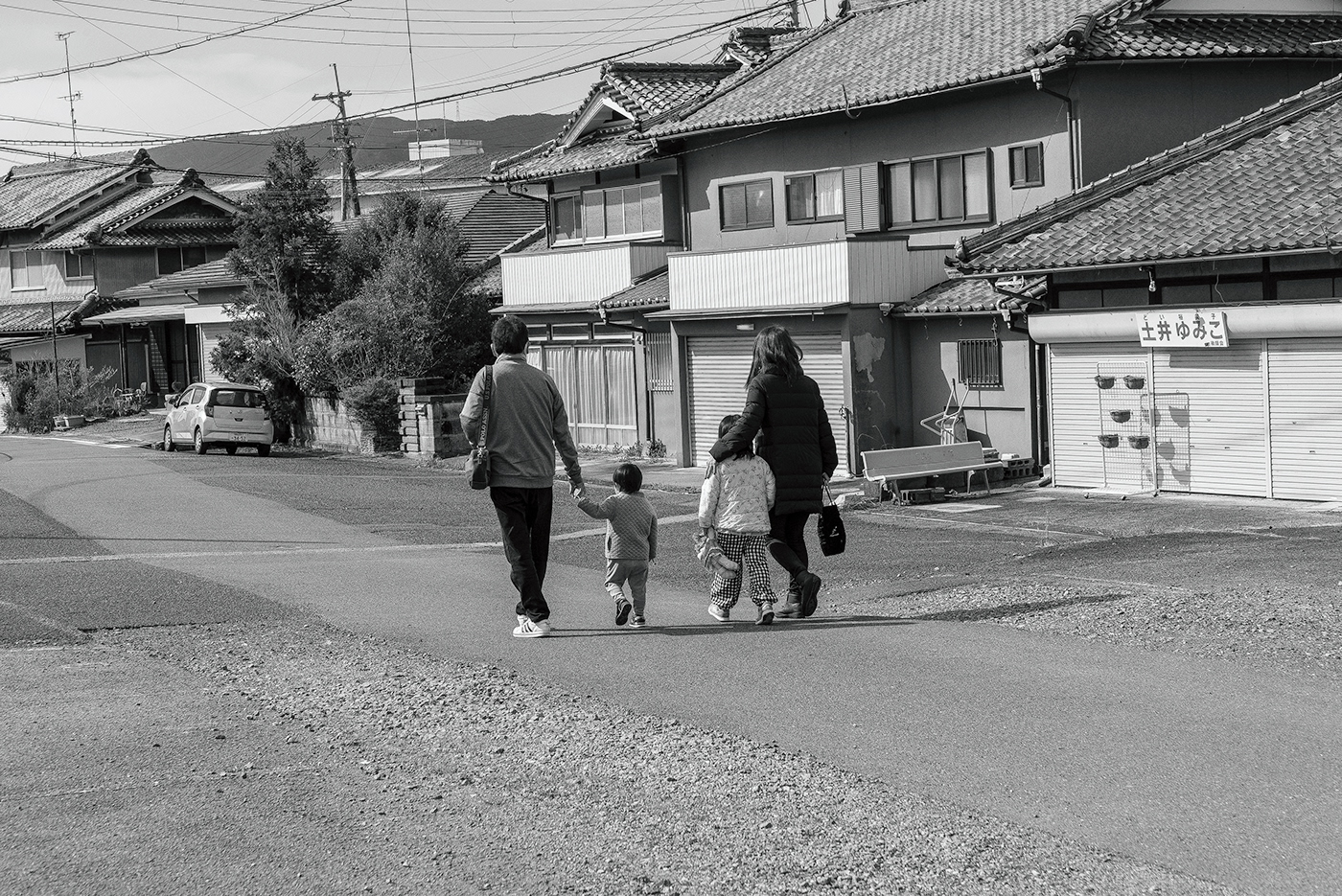 black and white monochrome road countryside japan Wakayama Prefecture