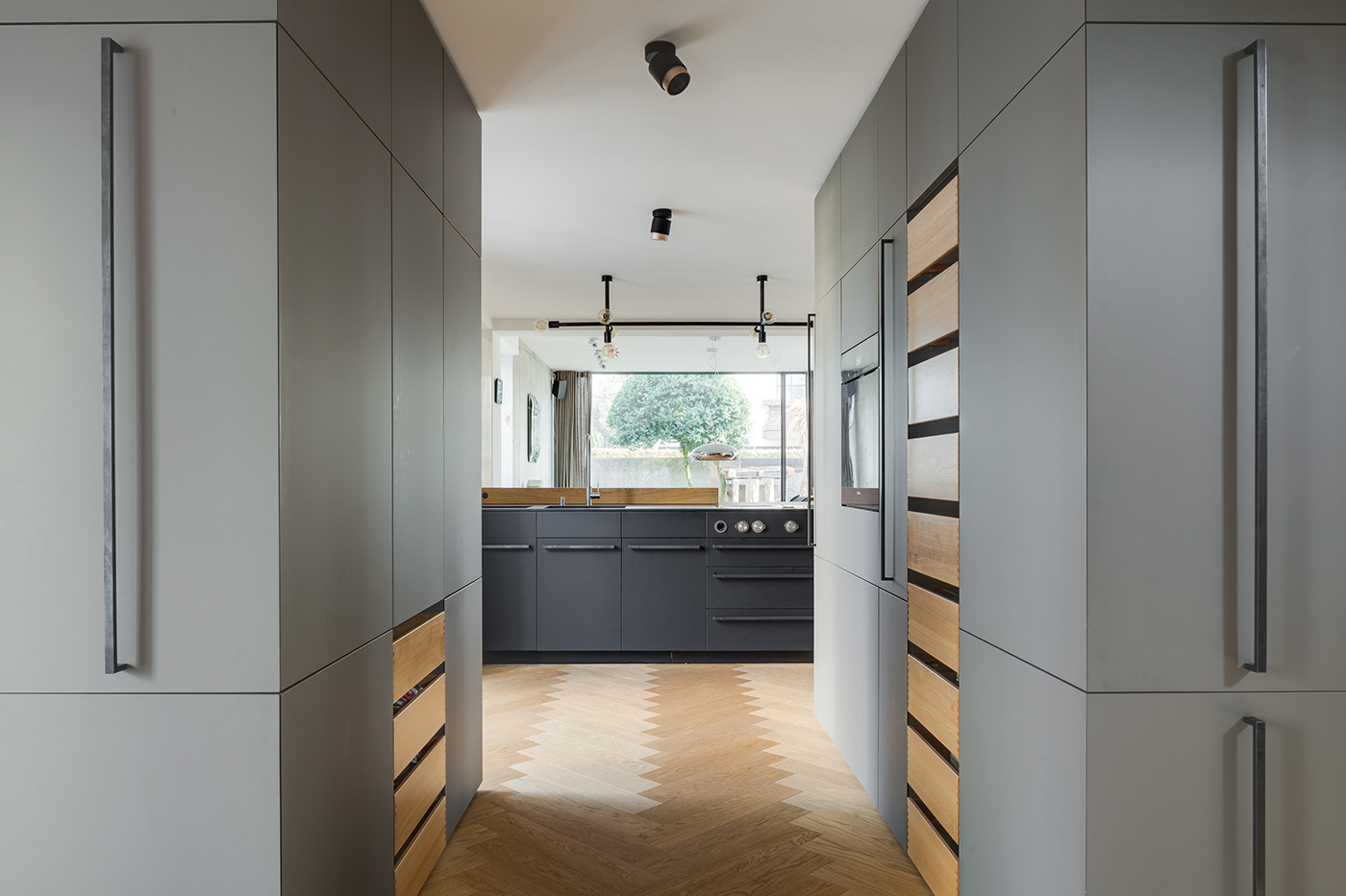 interiordesign küche kitchen Umbau Raumgestaltung Innenarchitektur fenixntm möbelkomination Raumkonzept