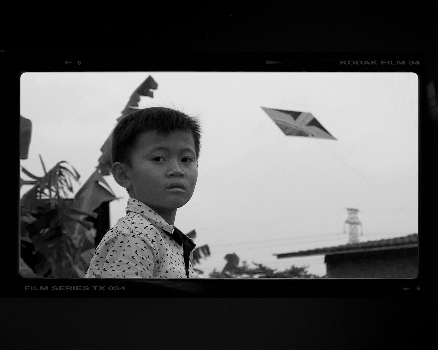 bandung black and white culture Documentary  indonesia Kite Kite fighting Photography  street photography west java