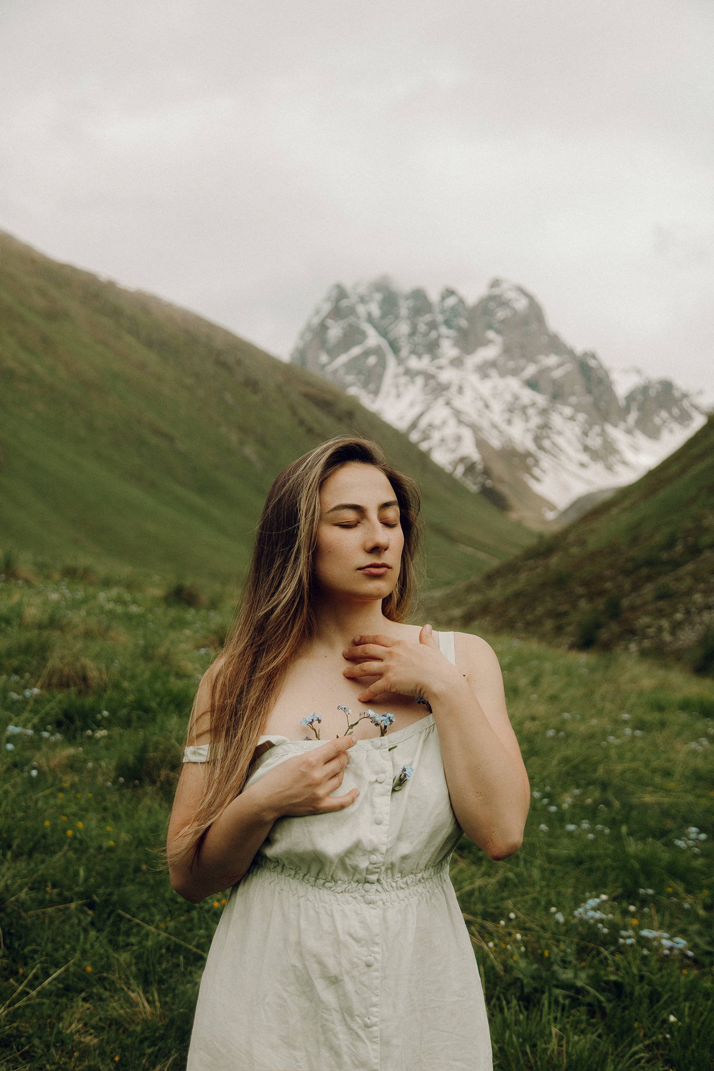 mountain Landscape lightroom Photography  photographer photoshoot portrait woman model beauty