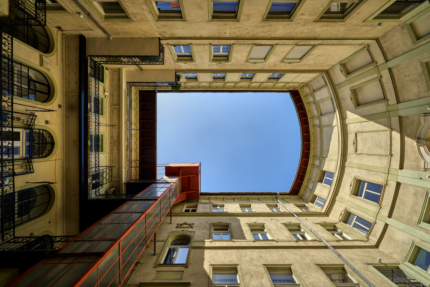 architecture building courtyard heritage innercourtyard lookup old
