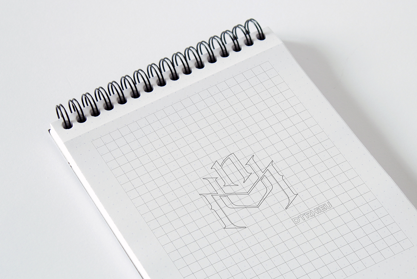 Handlettering idea letter logo logo idea