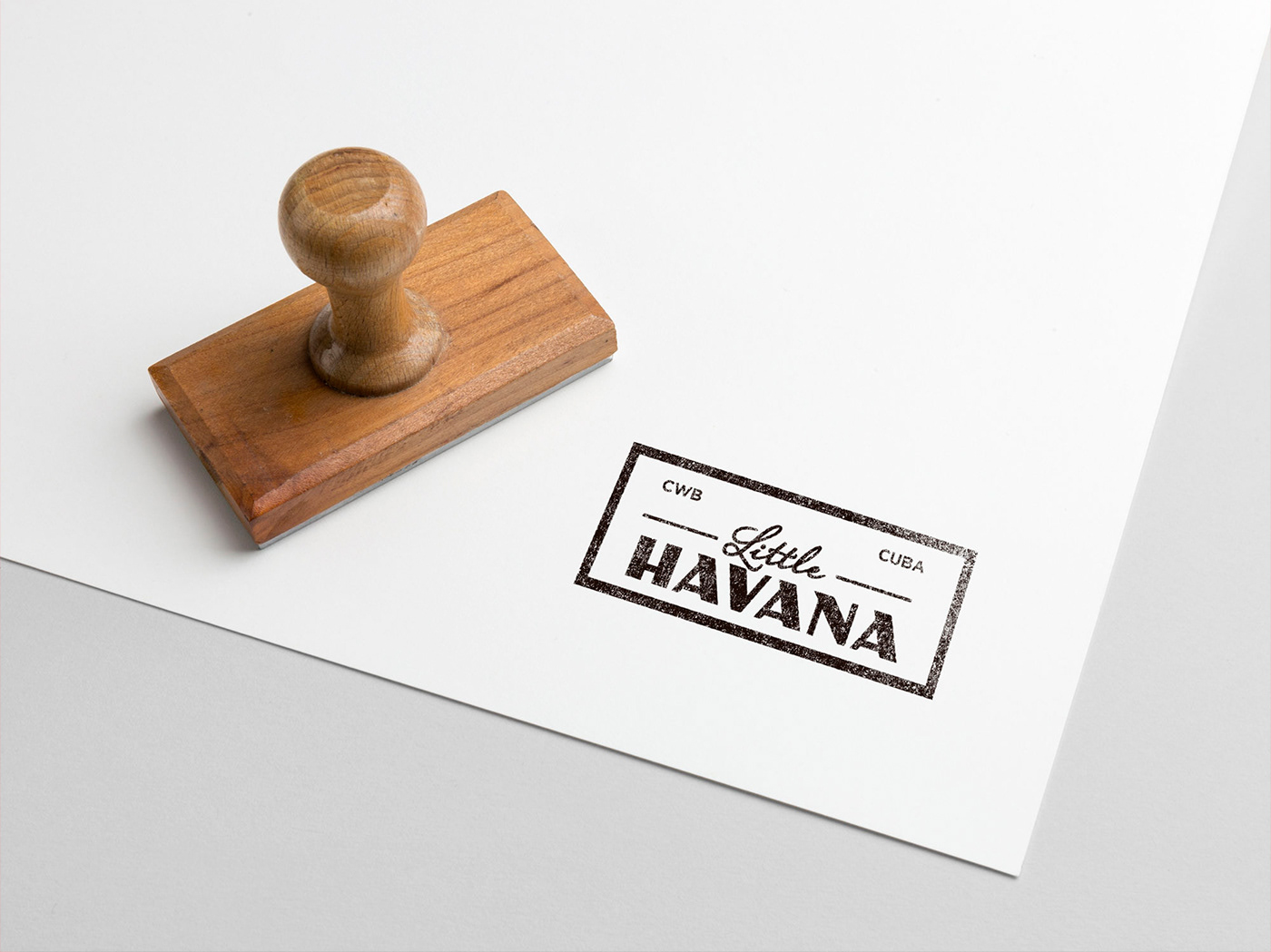Little Havana pub logo identidade neller CWB Curitiba trajano reis cuba brand