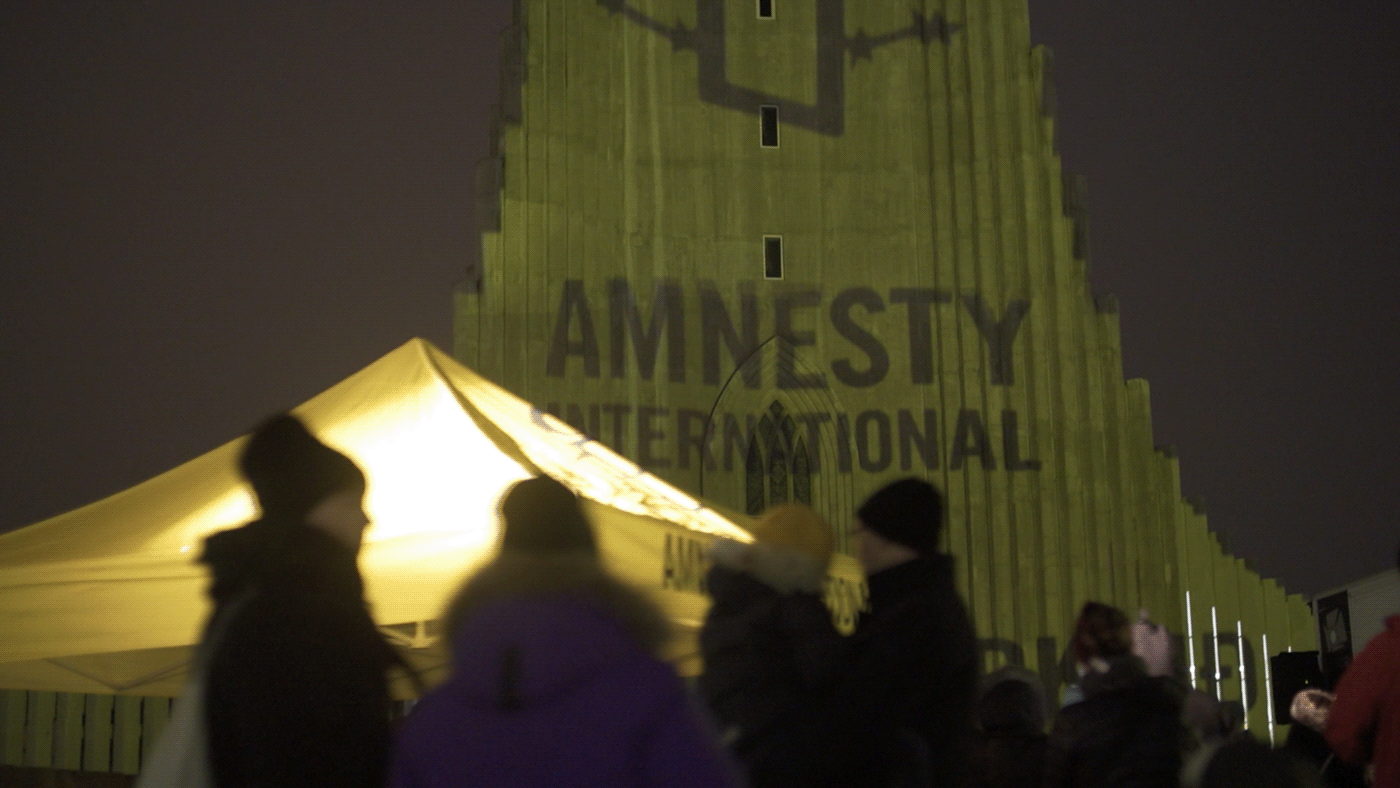 iceland interactive installation digital campaign amnesty international public installation NGO Human Rights Campaign write for rights creative projection mapping