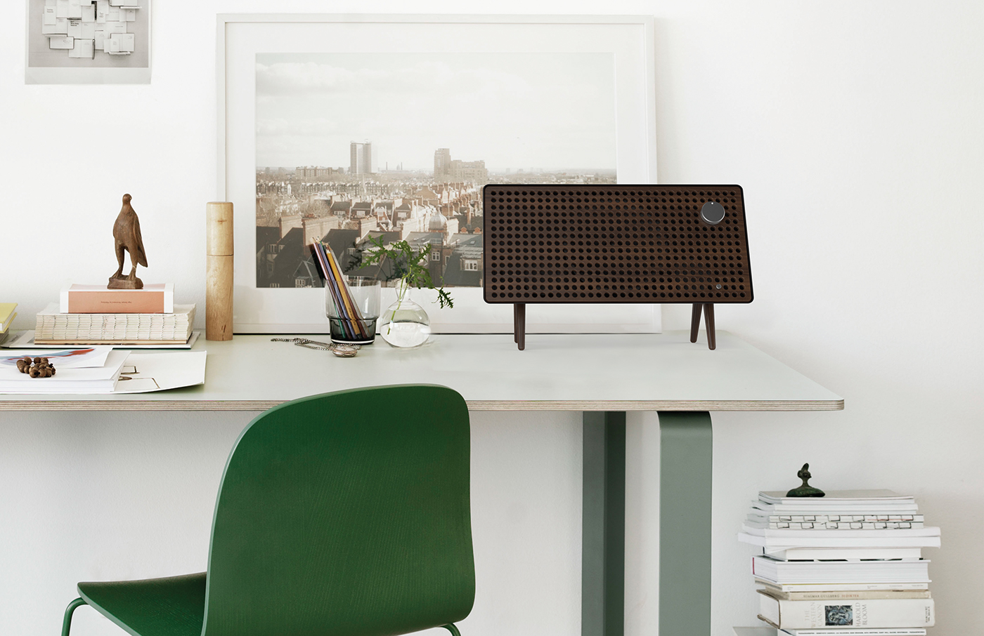 Bang & Olufsen speaker sound bluetooth minimalistic mid century usb B&O Solidworks Solid Works Render 3D model keyshot wifi