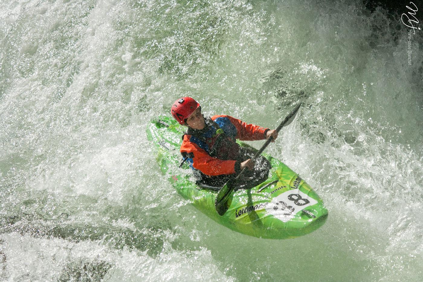 Adobe Portfolio race Canada whistler british columbia Cheakamus river kayak rafting water waterfall boat athlete flow