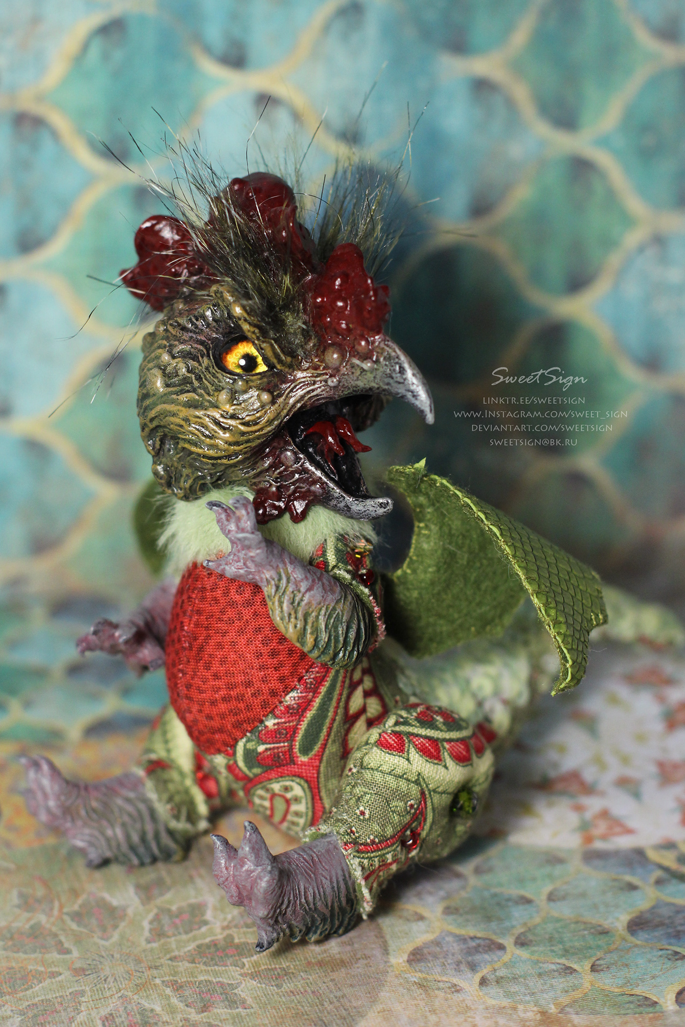creature fantasy Rooster dragon doll sculpture figure mythology Folklore toy
