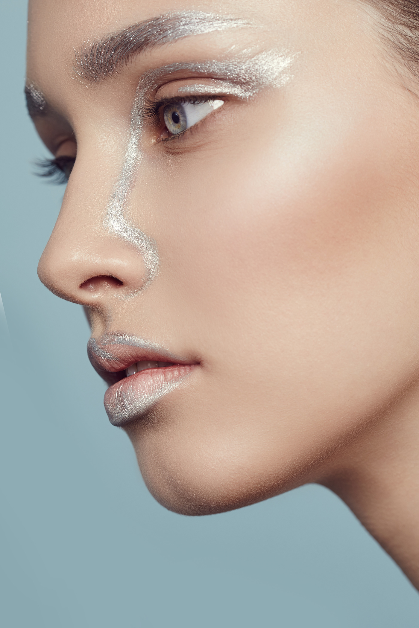 Fashion  beauty retouching  photographer silver Style make-up close-up skin editorial