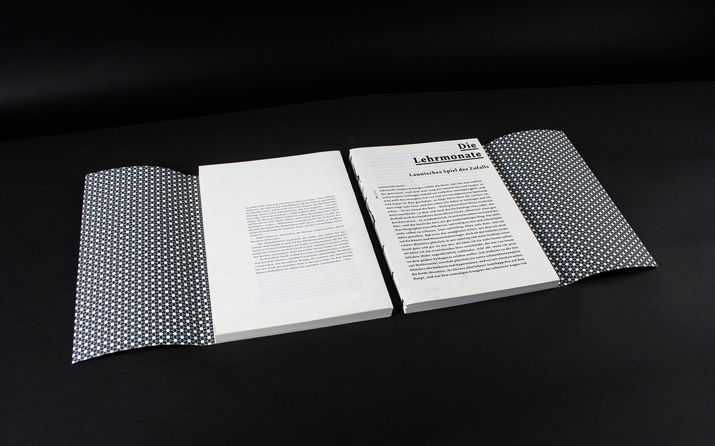 Bookdesign typography   Layout Bookbinding manuscript book buchdesign Buchgestaltung offener Rücken open binding