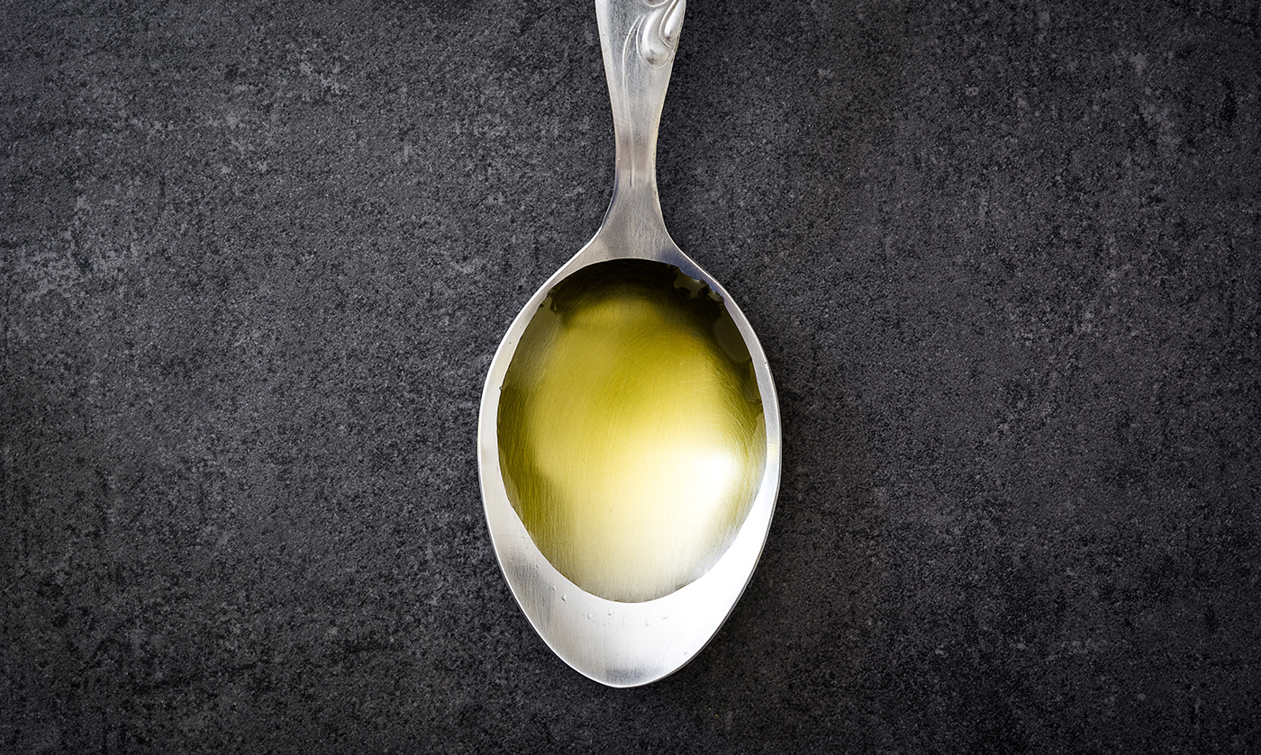 gold Label bottle oil olio ravece etichetta oro olive graphic andrea basile Campania olio extravergine Fruttato irpinia