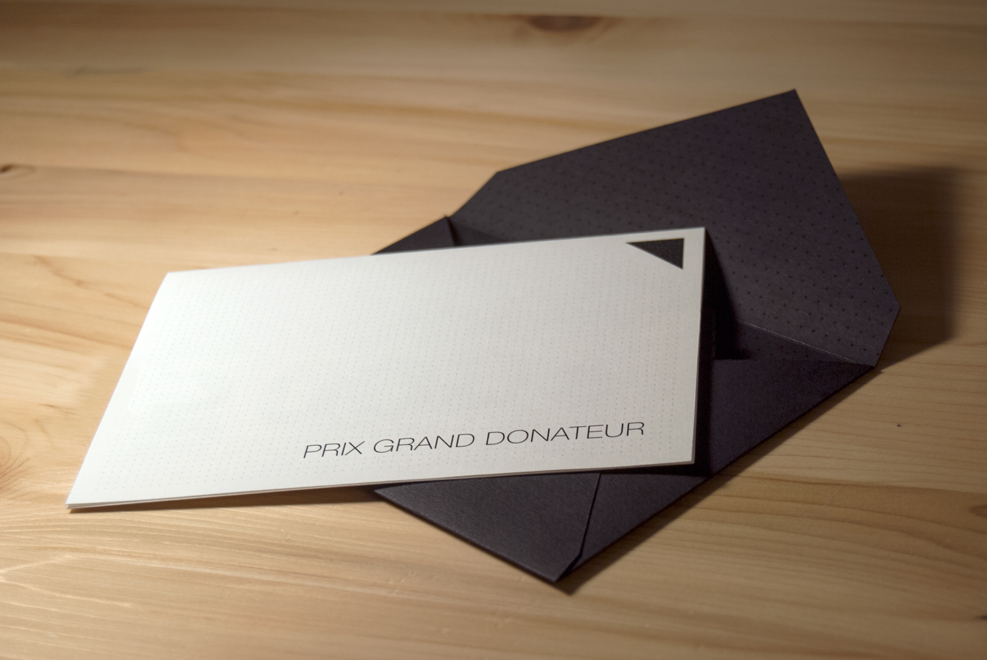 certificat noir blanc black White certificate texture trame point chic card enveloppe envelope gift gift card