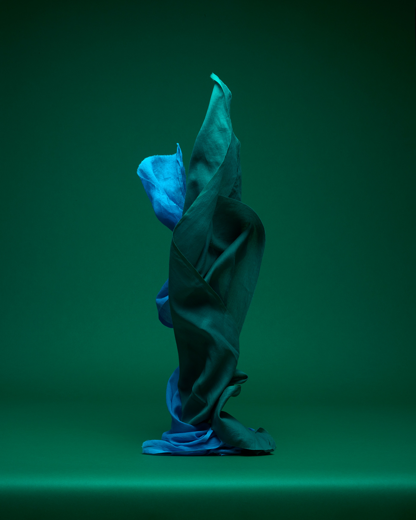 abstract color concept dancing fabrics Freeze Motion movement shapes stilllife textile