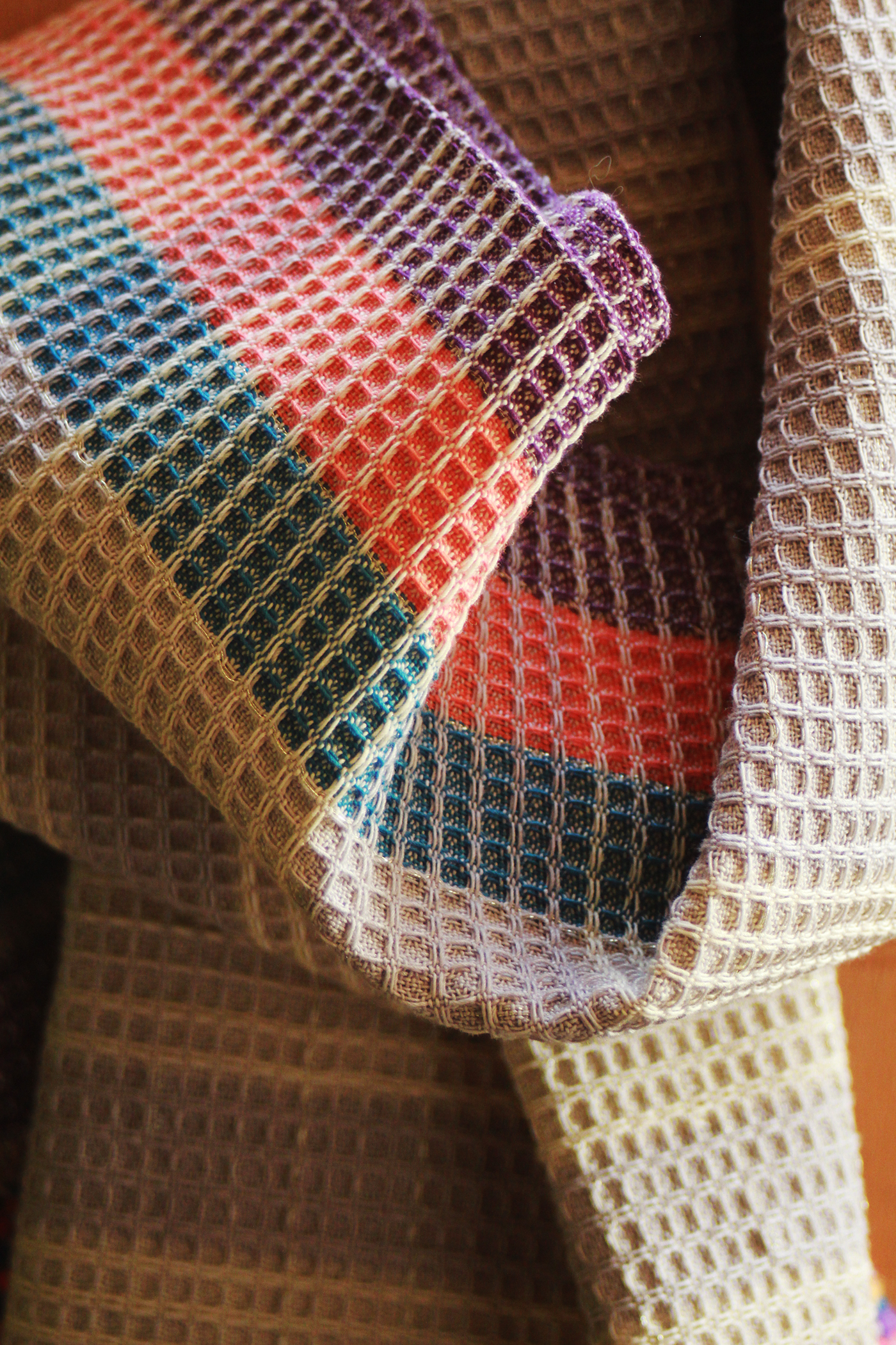 onloom weaving weave waffleweave stole handmade Textiles apparel designer squares