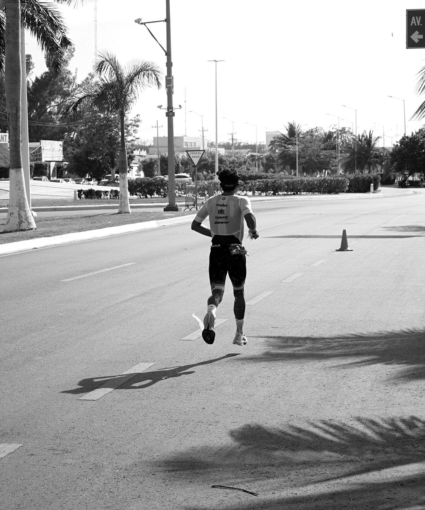 running Ironman 70.3 sports worldwide International photoshoot thriatlon