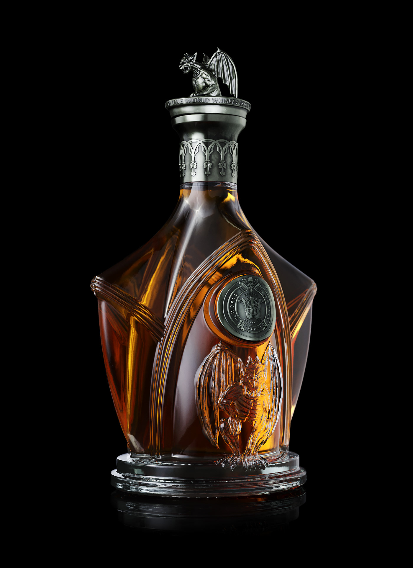3D bottle CGI foto gargoyle glass Render Whiskey