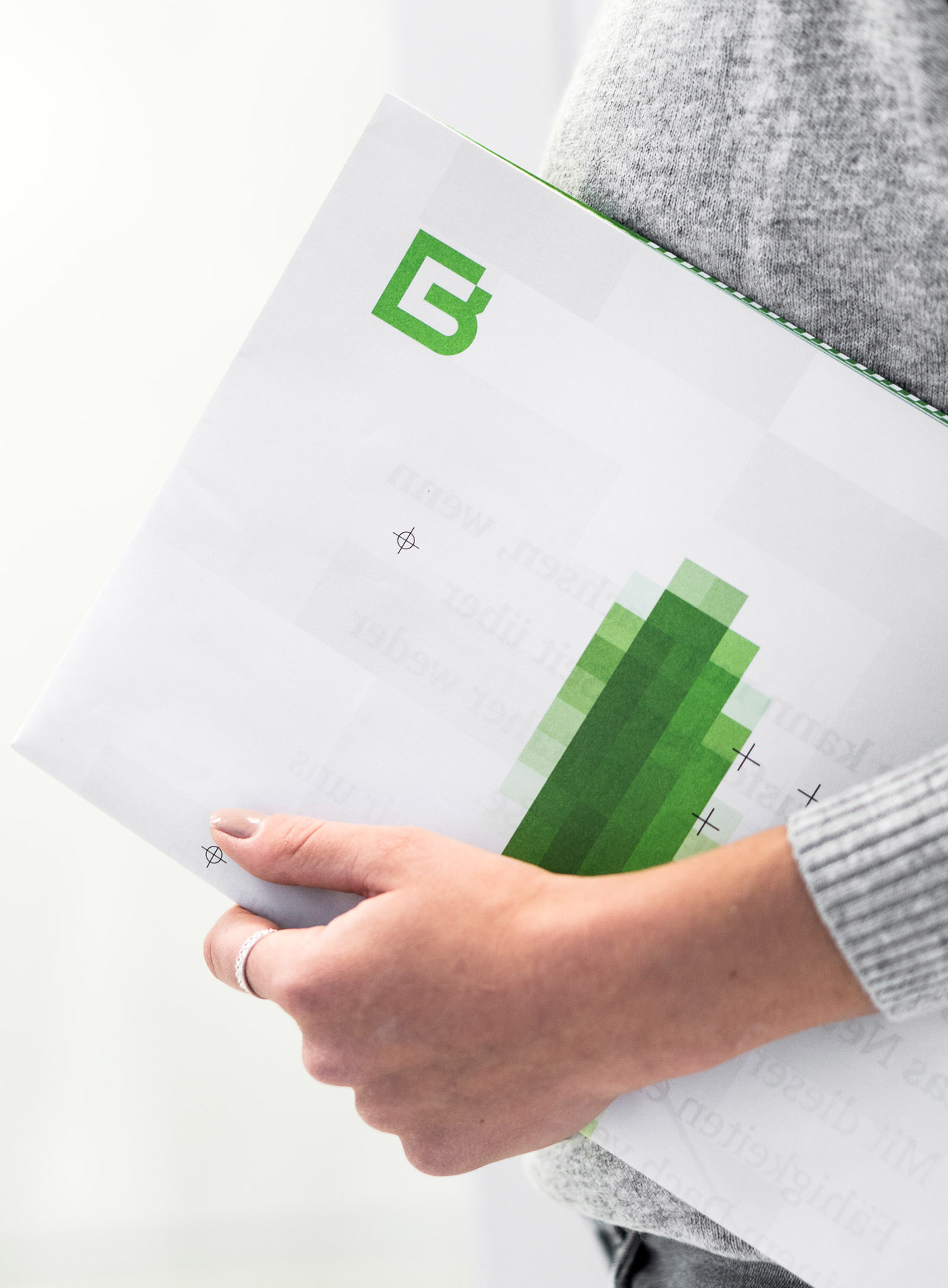 green identity icons pixel Keyvisual bold White editorial corporatedesign logo