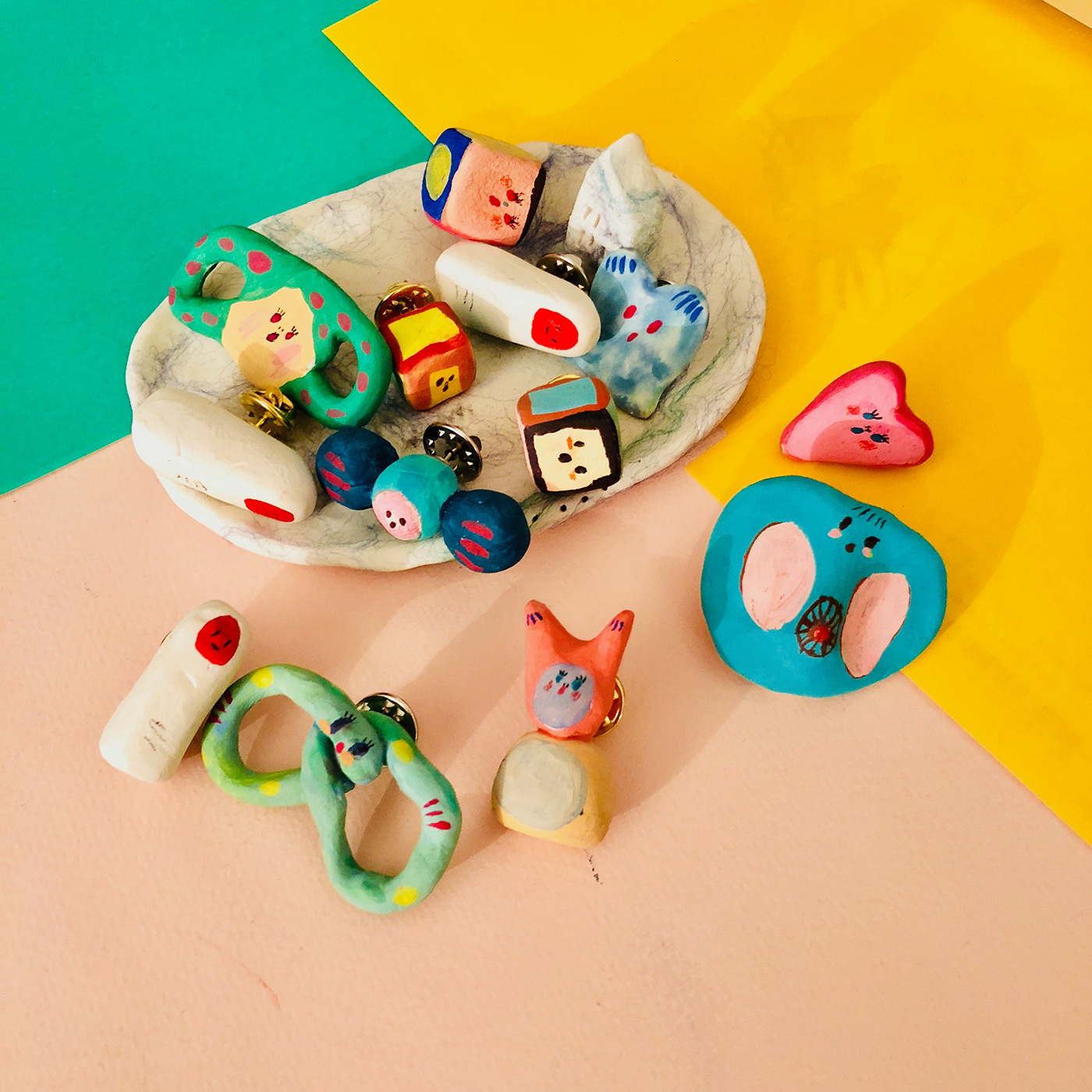 handmade painting   Jelwelry art pins child design ILLUSTRATION  crafts   adobeawards