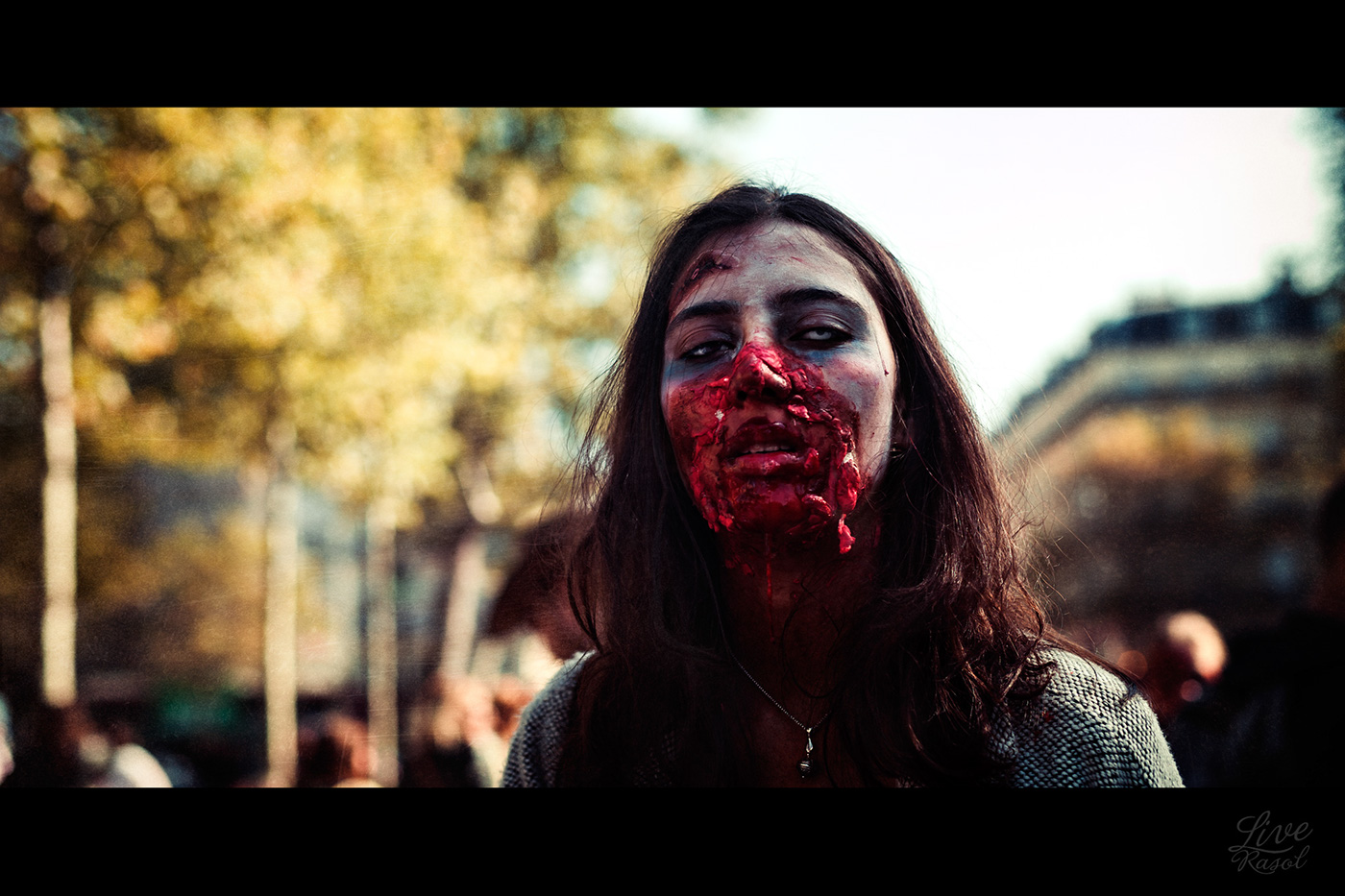 ZWP zombie walk paris photographer horror zombie day  Scary hallowen makeup effect blood liverasol