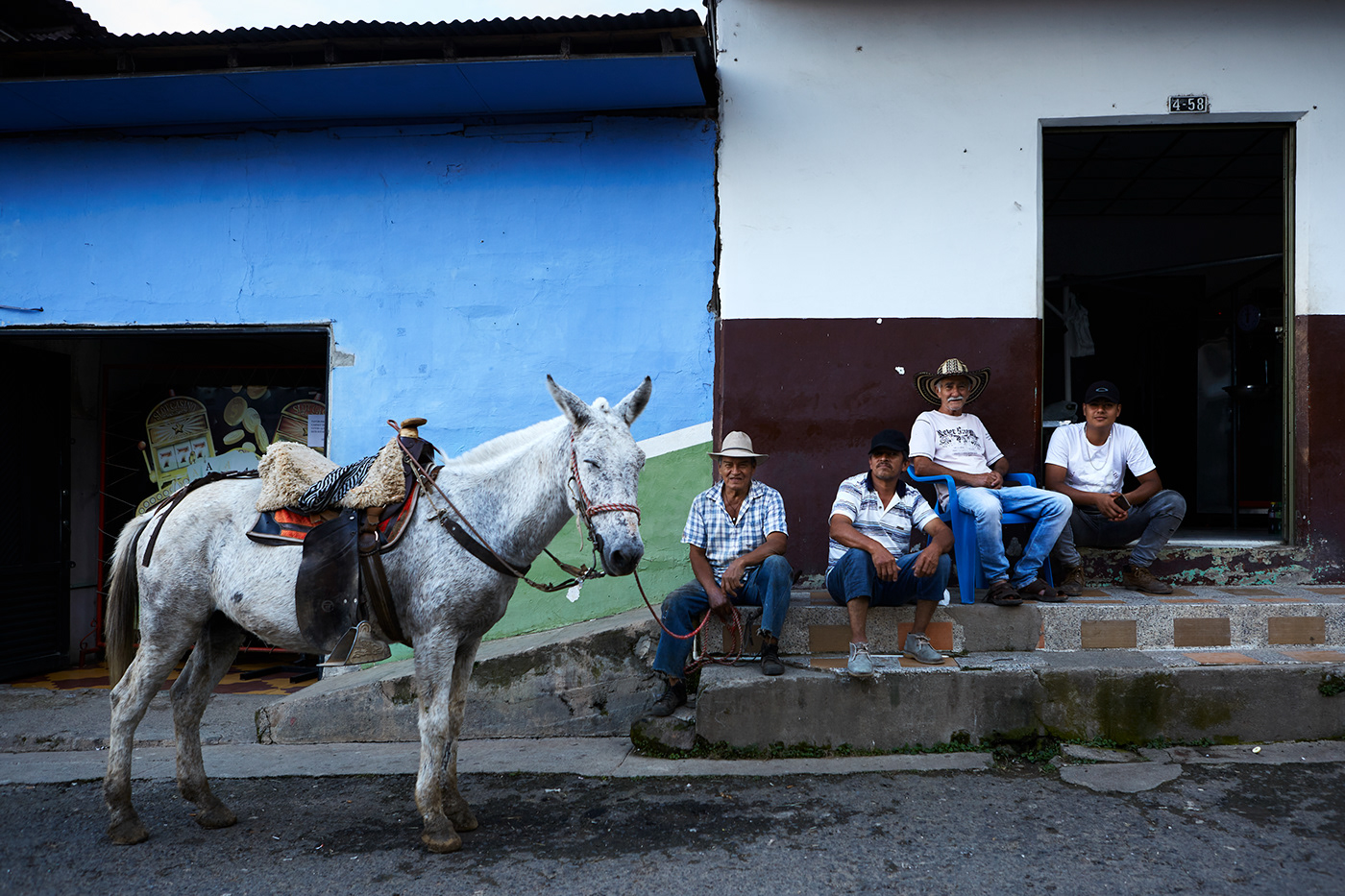 cafe Coffee colombia Documentary  editorial enviroment people Photography  portrait reportage