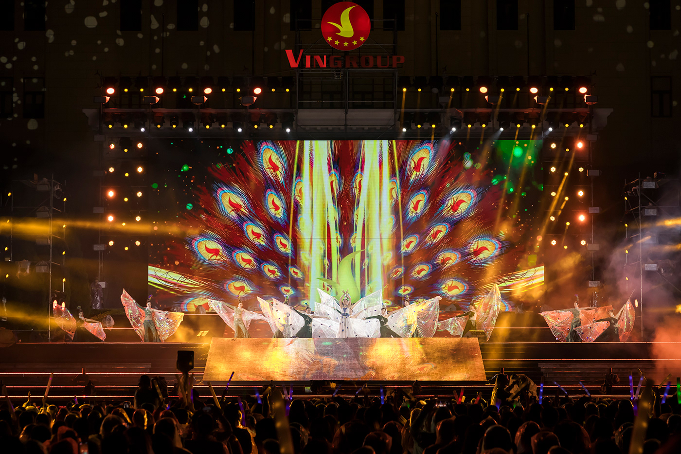 Event vingroup Stage Huỳnh Quyết photographer Photography  Canon music festival canon r5