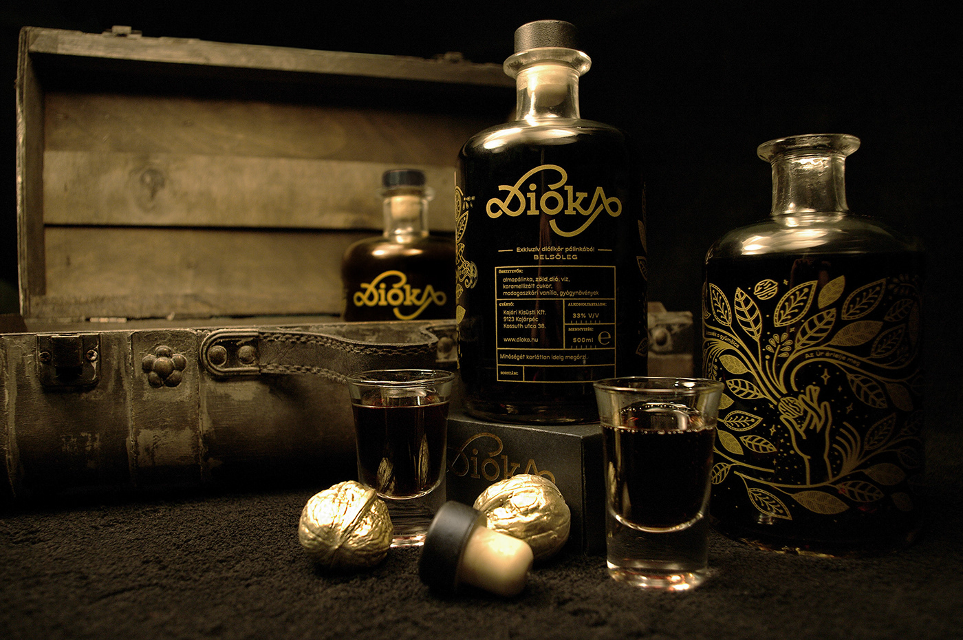walnut Liqueur visual identity logodesign packagingdesign alcohol Spirits pálinka gold luxury