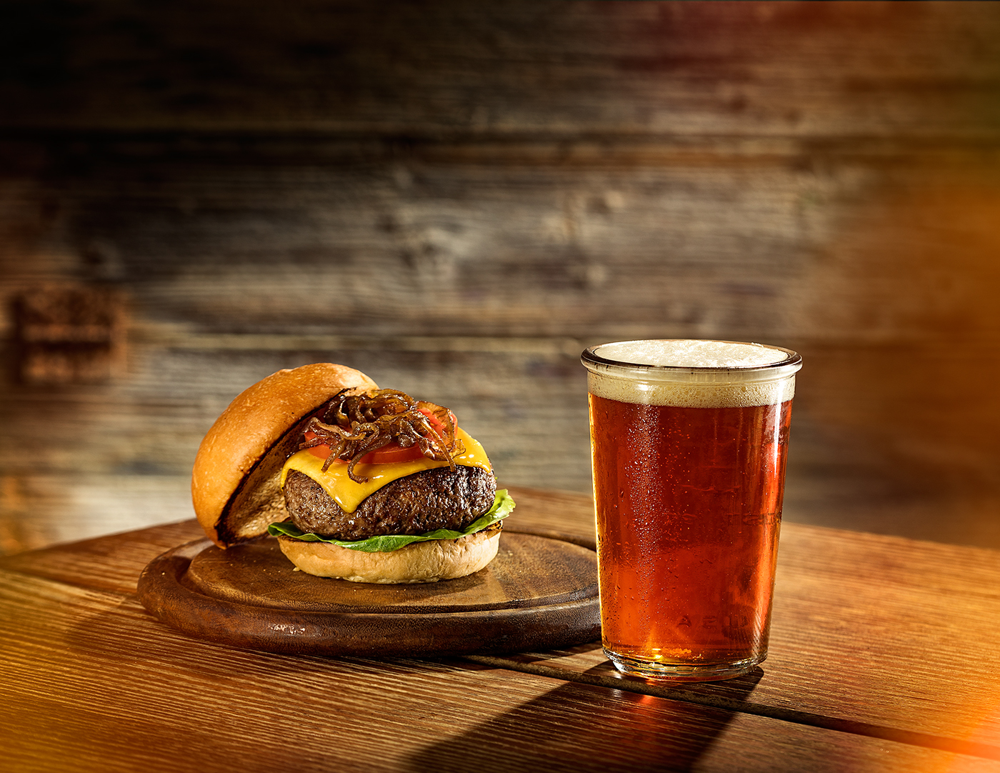 foodphotography Food  beverage beer commercialphotography beveragephotograhy chiliconcarne burger Cheeseburger streetfood