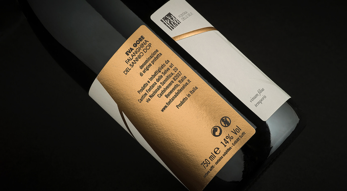 art-direction fontana-delle-selve graphic design  italian design label design njucomunicazione Packaging packaging design wine wine label