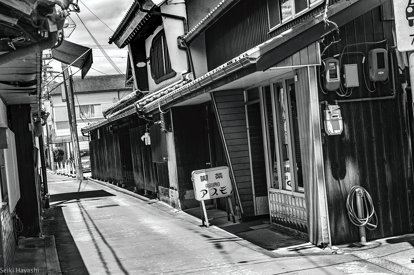 black and white countryside japan local city wakayama
