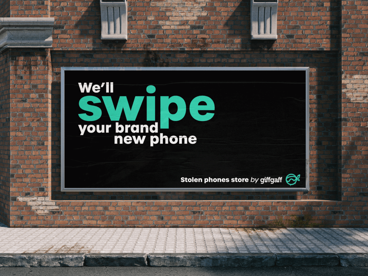 store giffgaff Advertising  graphic design  billboard Outdoor social media Experience refurbished phone