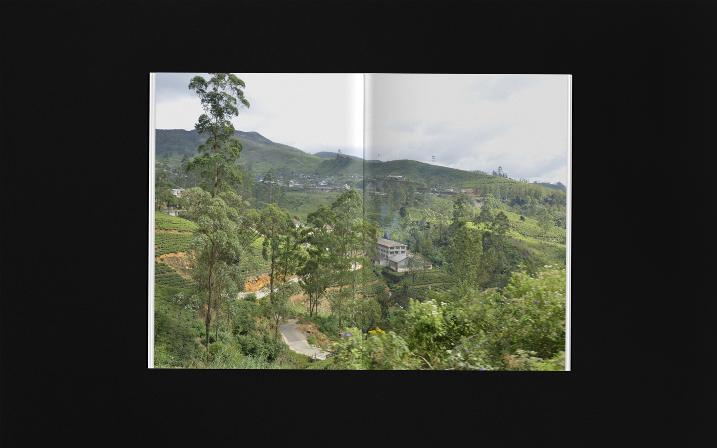 photo foto book Booklet SRI Lanka Documentary  Island editorial Photography 