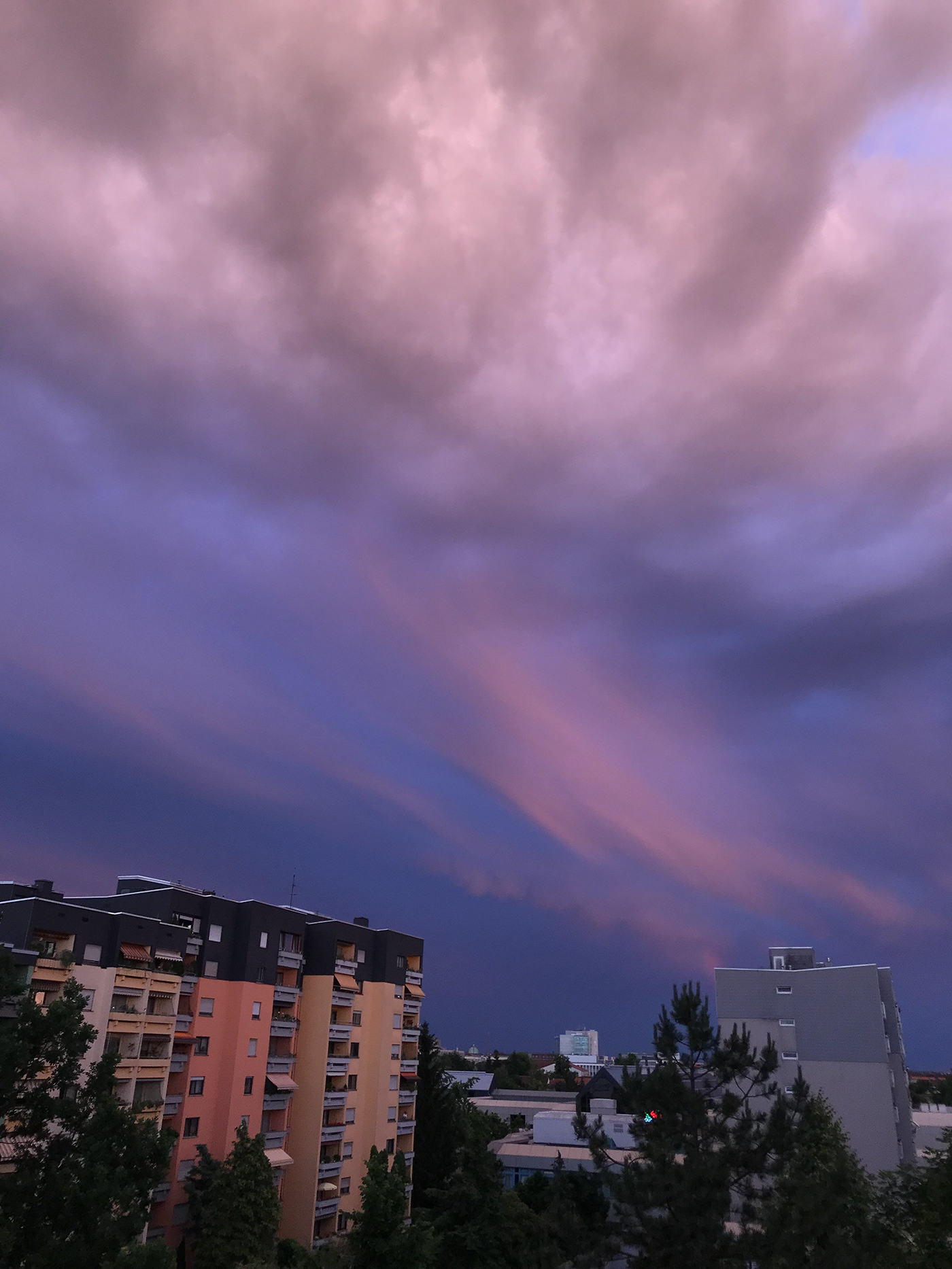 cloud color klausshenning SKY