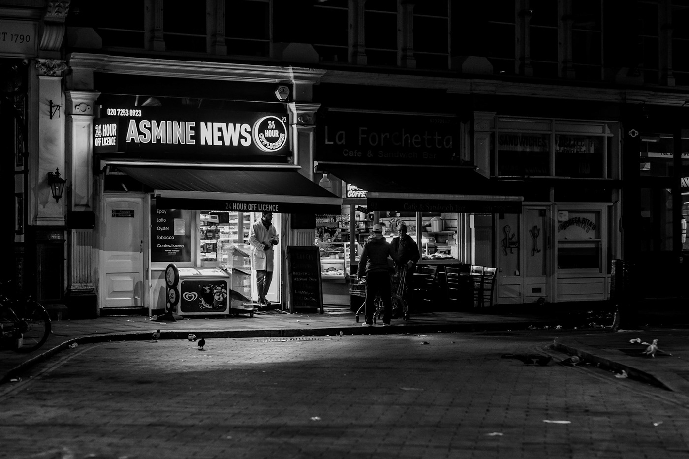 black and white city lights night night photography photographer Photography  Shane Aurousseau street photography Urban