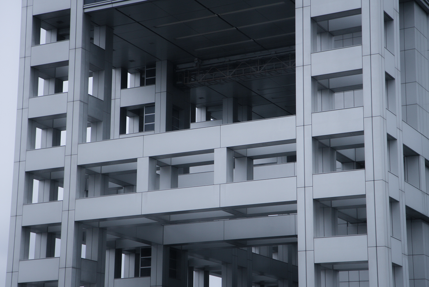 architecture 90's japan odiava tokyo modern rain geometric building construction
