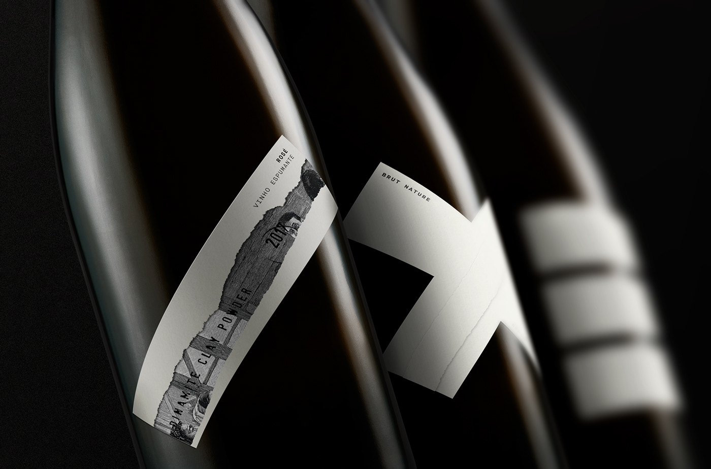 bottle design dinamite geometric labeling minimal sparkling wine wine identity wine label Wine Packaging