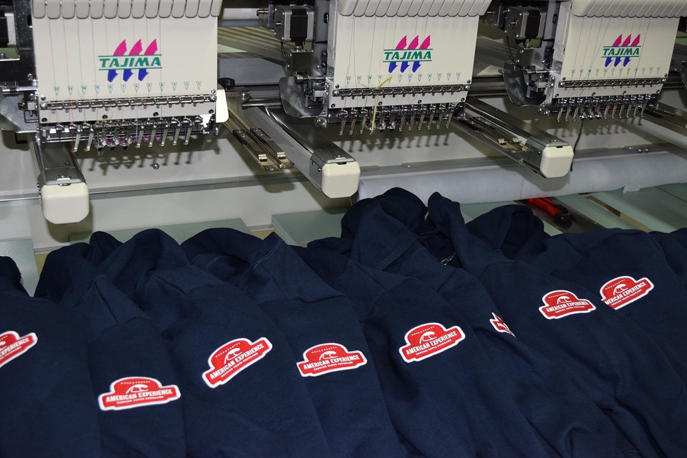 screen transfer printing Embroidery jacket decoration hoodies decoration services hotprint hot transfer print heattransfer