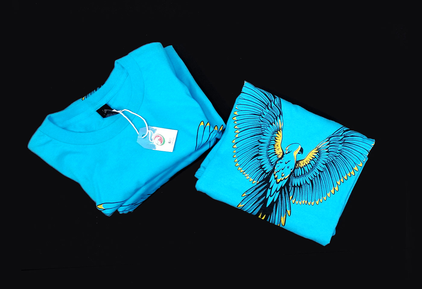 silkscreen macaw t-shirt design ILLUSTRATION  bird appareal Clothing